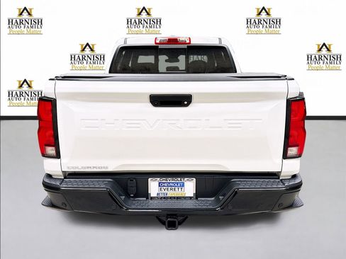 Used 2024 Chevrolet Colorado Z71 w/ Z71 Convenience Package 2 AWD/4WD image 7