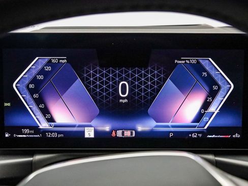 Used 2025 BMW 330i Sedan w/ Premium Package image 25