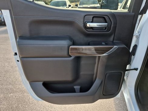 Used 2019 Chevrolet Silverado 1500 LT Trail Boss AWD/4WD image 34