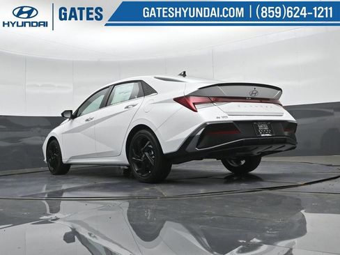 New 2026 Hyundai Elantra SEL Sport Premium FWD image 40
