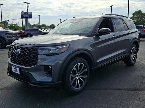New 2026 Ford Explorer ST-Line AWD/4WD image 2