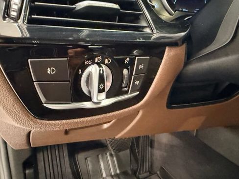 Used 2017 BMW 530i xDrive w/ Driving Assistance Package AWD/4WD image 34