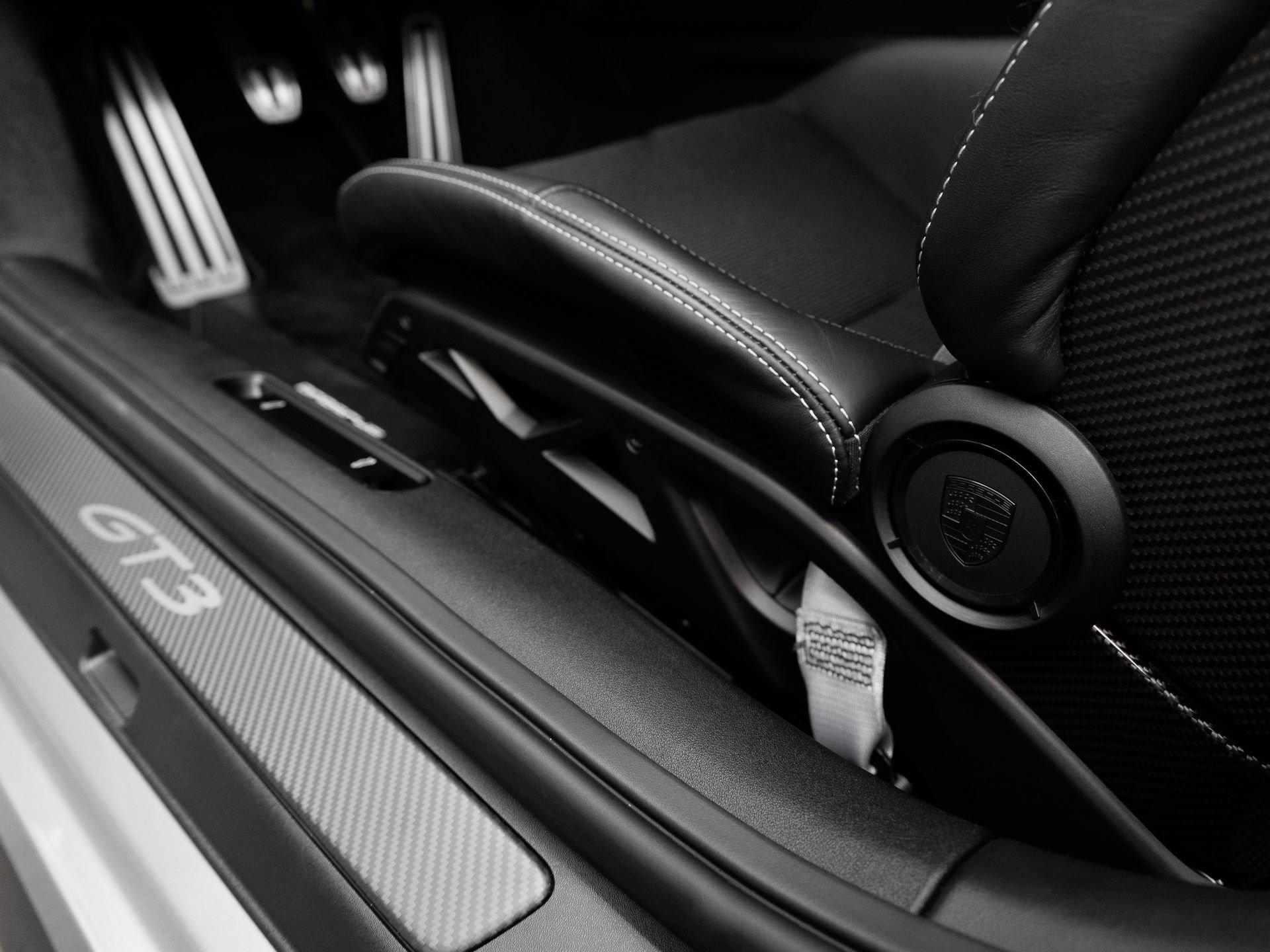 Certified 2026 Porsche 911 GT3 RWD image 16