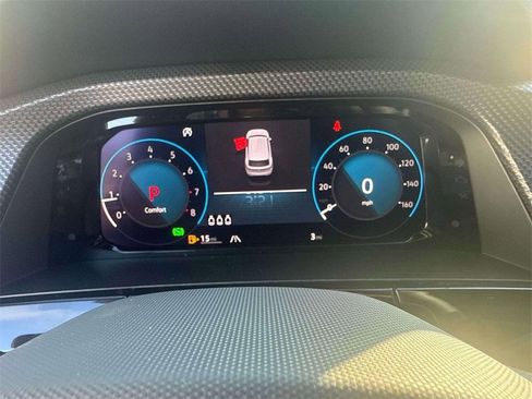 New 2026 Volkswagen Atlas Cross Sport SEL Premium R-Line image 20