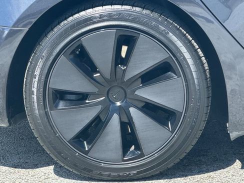 Used 2025 Tesla Model 3 Long Range RWD image 24