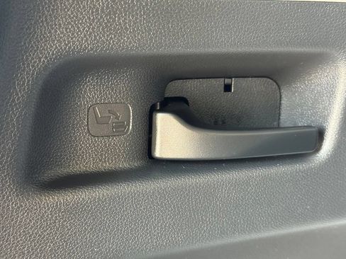 Used 2018 Honda CR-V EX image 33