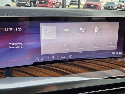 New 2026 Cadillac Escalade Platinum Luxury w/ LPO, Radiant Package image 17