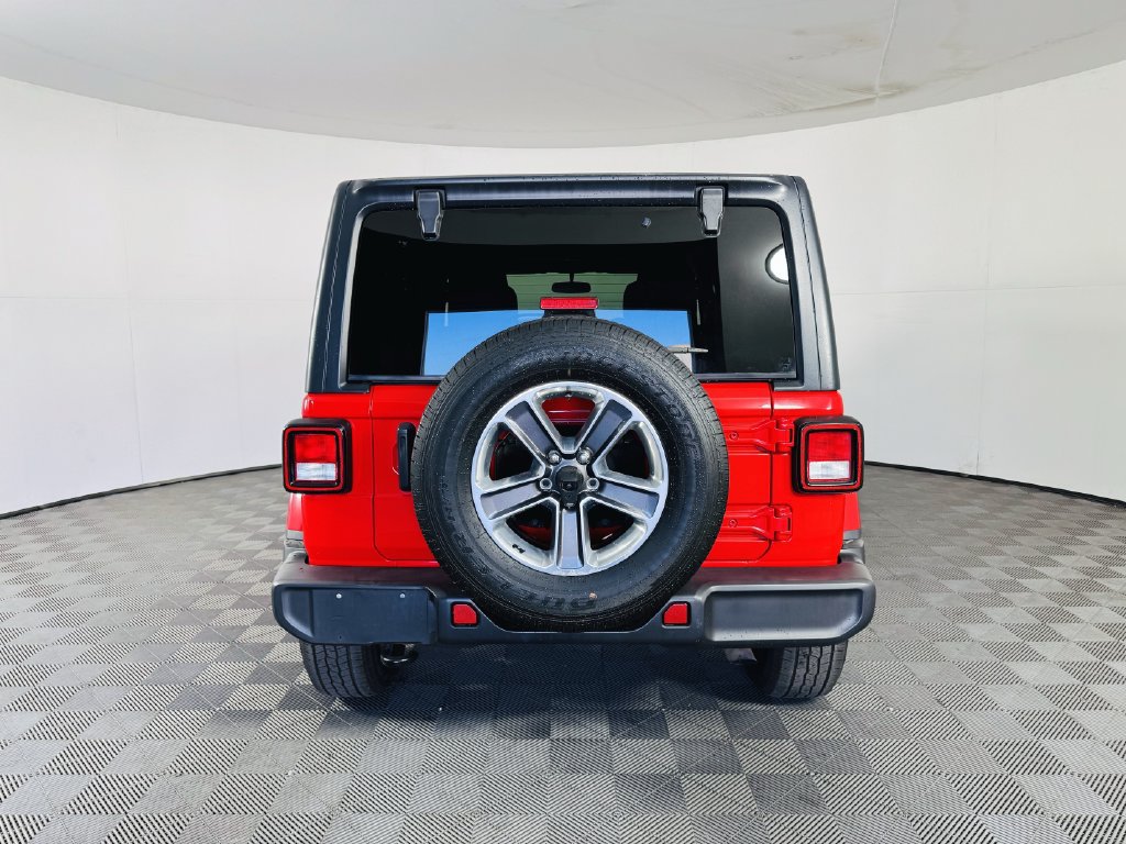 Used 2021 Jeep Wrangler Unlimited Sahara AWD/4WD image 23