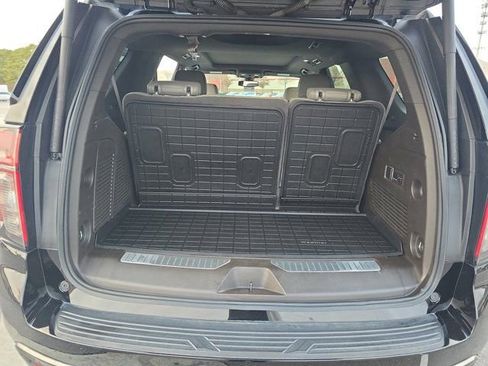 Used 2022 Chevrolet Tahoe Z71 w/ Off-Road Capability Package image 12