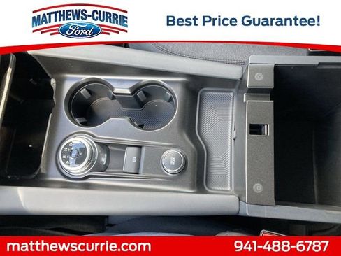 New 2025 Ford Explorer Active image 24