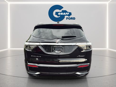 Used 2022 Buick Enclave Avenir w/ Avenir Technology Package AWD/4WD image 8
