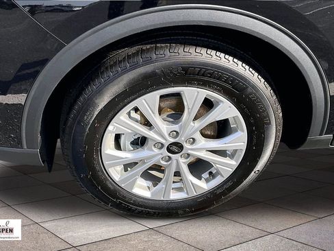 New 2026 Ford Escape Active FWD image 11