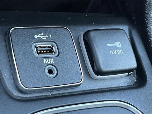 Used 2019 Jeep Cherokee High Altitude image 19