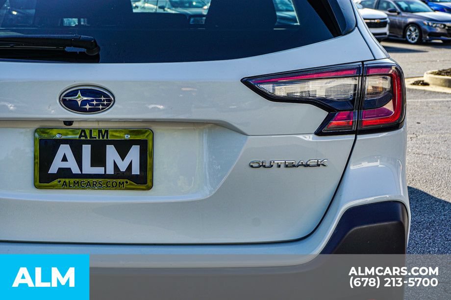Used 2024 Subaru Outback Premium AWD/4WD image 12