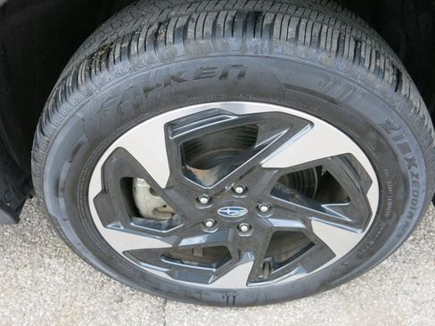 Used 2024 Subaru Crosstrek 2.5i Limited AWD/4WD image 35