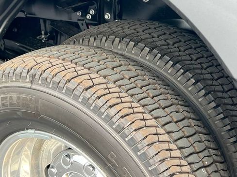 New 2026 Ford F350 XLT w/ XLT Premium Package AWD/4WD image 18