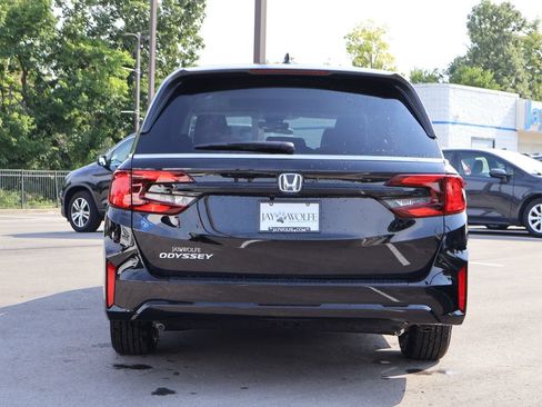 New 2026 Honda Odyssey EX-L image 6