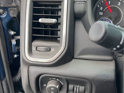 Used 2024 RAM 2500 Laramie w/ Night Edition AWD/4WD image 6