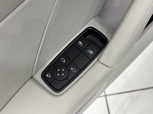 Certified 2022 Porsche 911 Targa 4S image 28