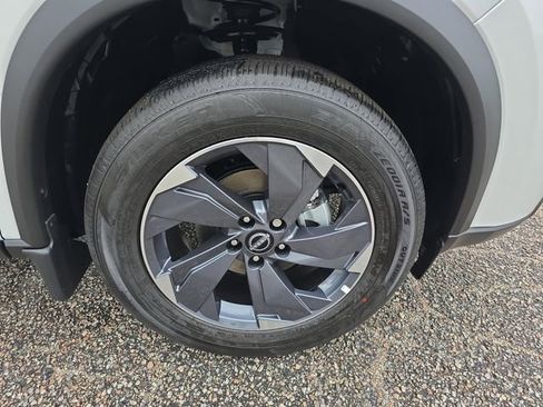 New 2026 Nissan Rogue SV image 12