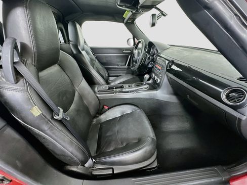 Used 2013 MAZDA MX-5 Miata Grand Touring RWD image 25