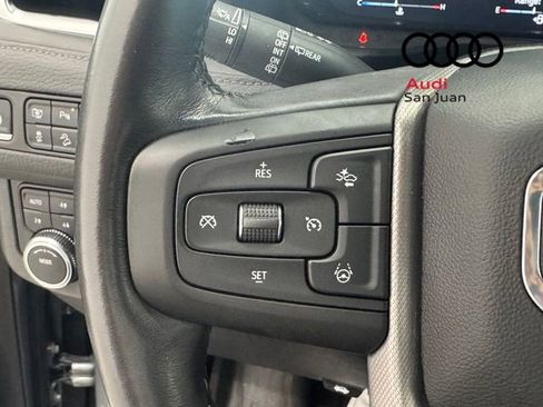 Used 2024 GMC Yukon Denali w/ Advanced Technology Package AWD/4WD image 19
