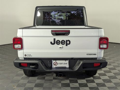 Used 2021 Jeep Gladiator Sport w/ Trailer Tow Package image 6