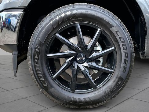 Certified 2019 Ford F150 Lariat image 11