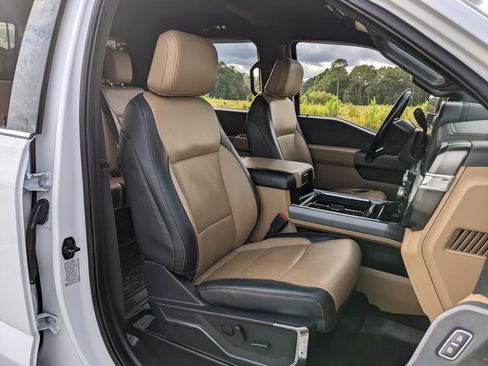 Used 2023 Ford F250 Lariat w/ Chrome Package image 53