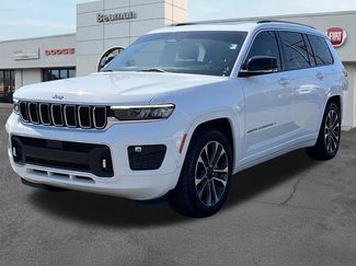 Used 2023 Jeep Grand Cherokee L Overland AWD/4WD video 3