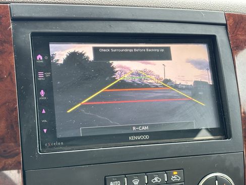 Used 2014 Chevrolet Silverado 2500 LTZ w/ Z71 Appearance Package image 7