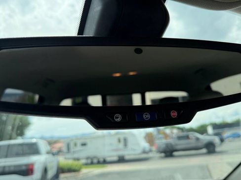 Used 2016 GMC Canyon SLT RWD image 36