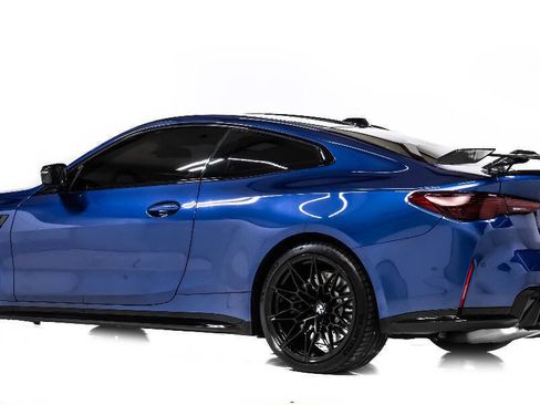 Used 2025 BMW M4 Competition image 4