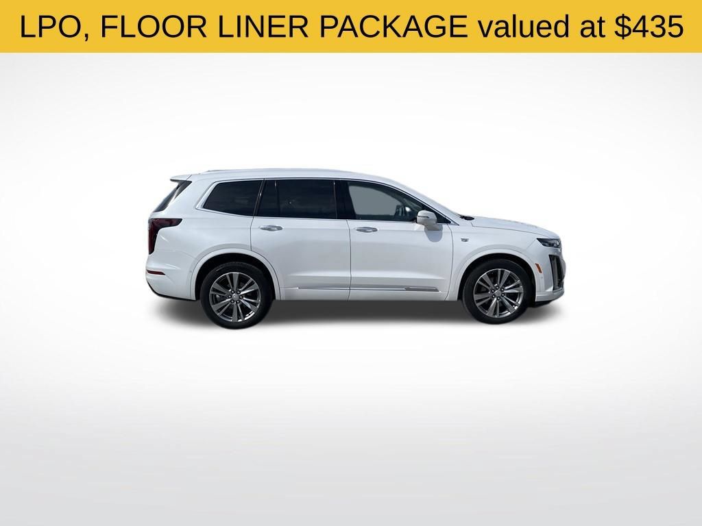 Used 2024 Cadillac XT6 Premium Luxury w/ Technology Package AWD/4WD image 6