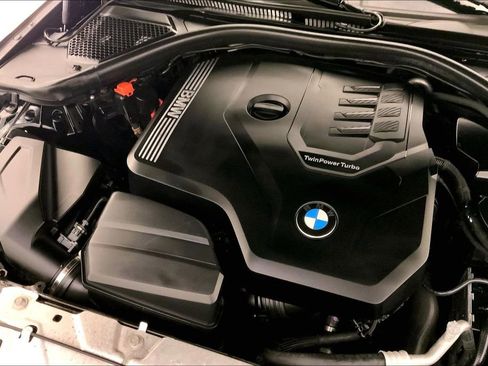 Used 2022 BMW 330i xDrive Sedan w/ Premium Package image 31