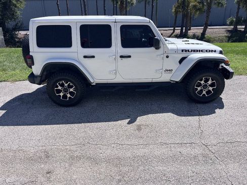 Used 2019 Jeep Wrangler Unlimited Rubicon AWD/4WD image 11