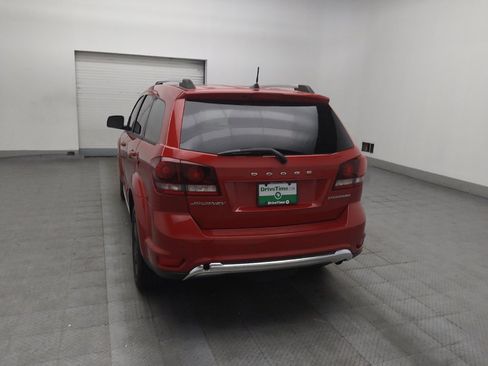 Used 2019 Dodge Journey Crossroad w/ Navigation Group FWD image 6