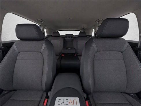 Used 2025 Honda CR-V LX image 28