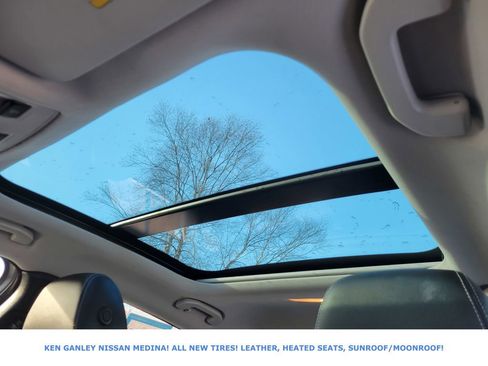 Used 2018 INFINITI QX30 Premium w/ Cargo Package image 37