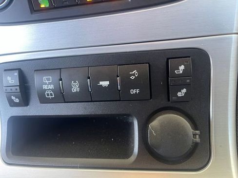 Used 2012 GMC Acadia SLT image 21