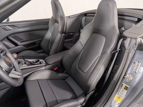 New 2026 Porsche 911 Carrera T RWD image 5