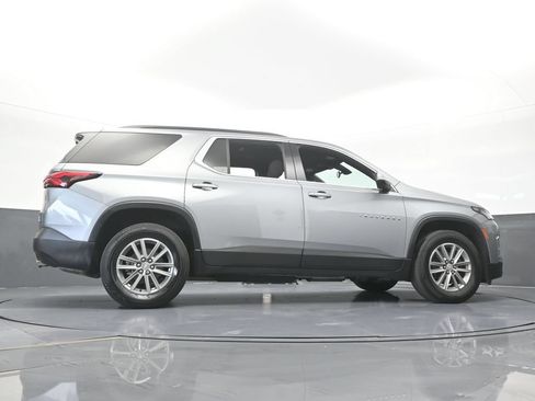 Used 2023 Chevrolet Traverse LT FWD image 64