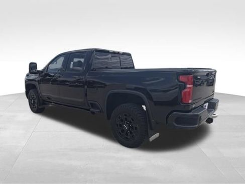 Certified 2024 Chevrolet Silverado 2500 High Country w/ Midnight Edition AWD/4WD image 3