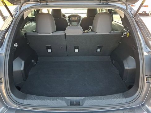 Used 2024 Subaru Crosstrek 2.0i image 27