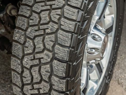 Used 2008 Ford F250 Lariat image 16