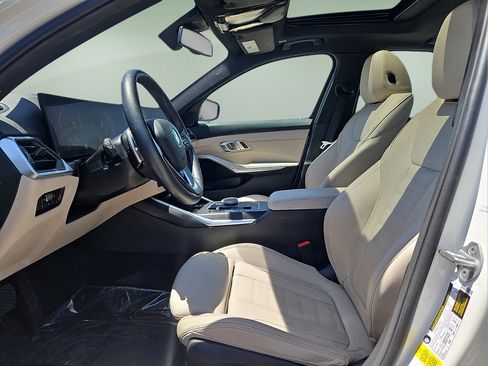 Used 2023 BMW 330i Sedan w/ Premium Package RWD image 19