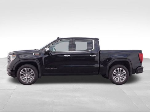 Certified 2024 GMC Sierra 1500 Denali w/ Technology Package AWD/4WD image 8