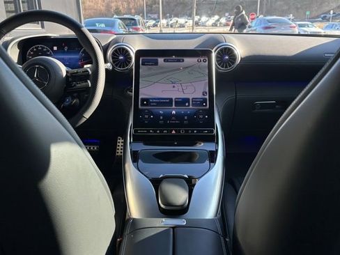 Used 2025 Mercedes-Benz SL 55 AMG 4MATIC image 36