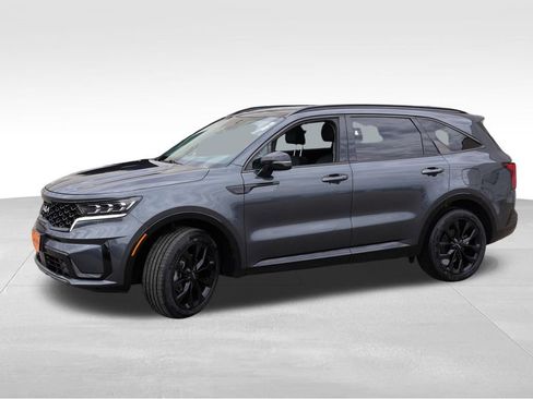 Certified 2023 Kia Sorento SX FWD image 10
