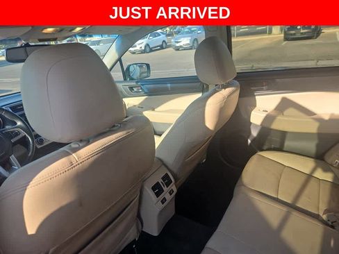 Used 2015 Subaru Outback 2.5i Limited AWD/4WD image 11